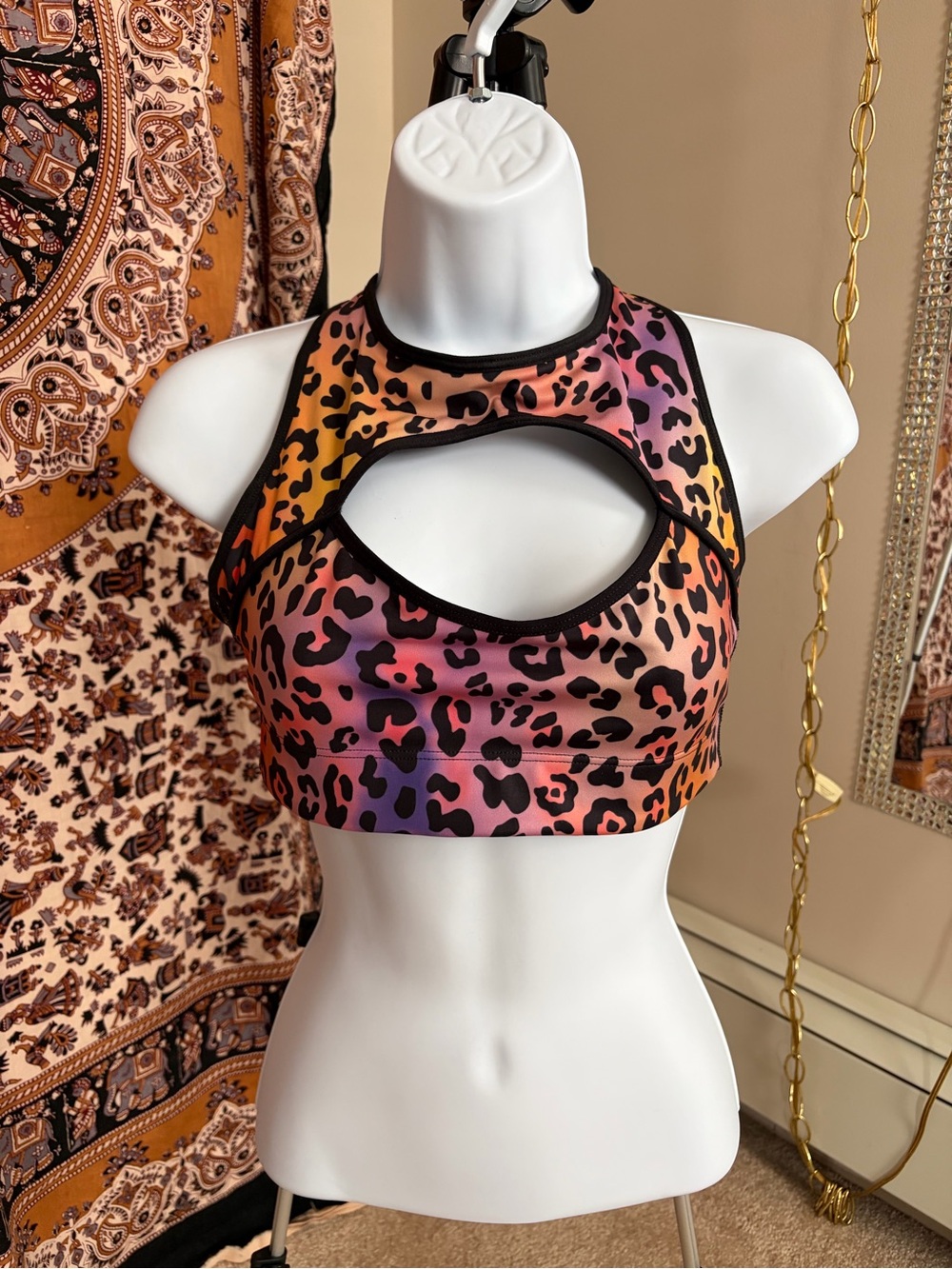 Savage X Fenty Rainbow Leopard Cutout Sports Bra - Pink, Orange, Purple, Black